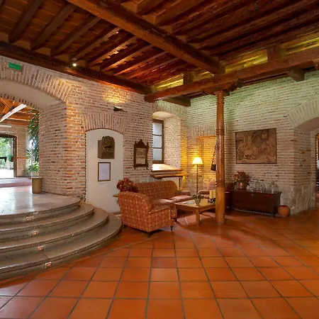 Real Monasterio De San Zoilo 酒店