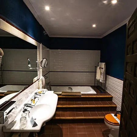 Hotel Real Monasterio De San Zoilo