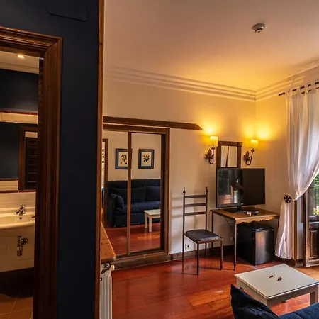 Otel Real Monasterio De San Zoilo 4*