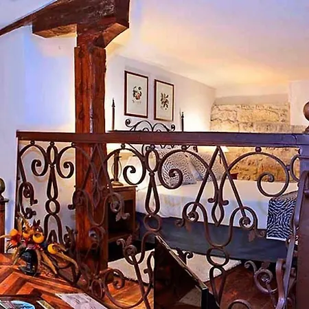 Otel Real Monasterio De San Zoilo
