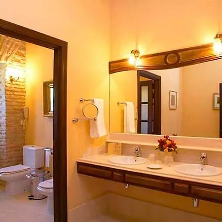 酒店 Real Monasterio De San Zoilo 4*