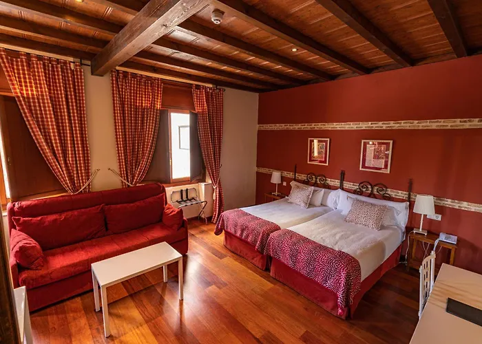 Real Monasterio De San Zoilo 호텔 4*