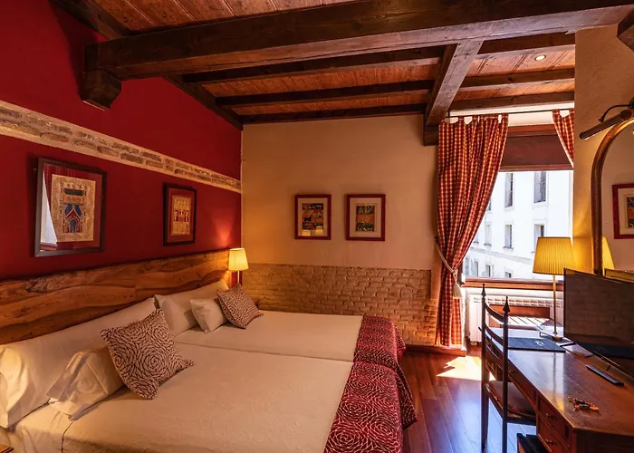 호텔 Real Monasterio De San Zoilo 4*