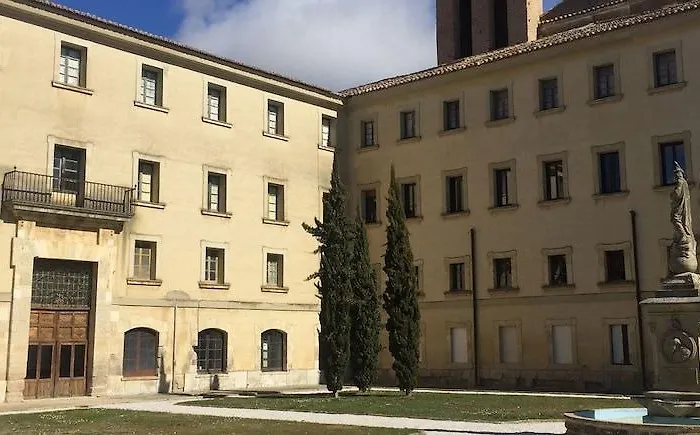 Real Monasterio De San Zoilo 호텔